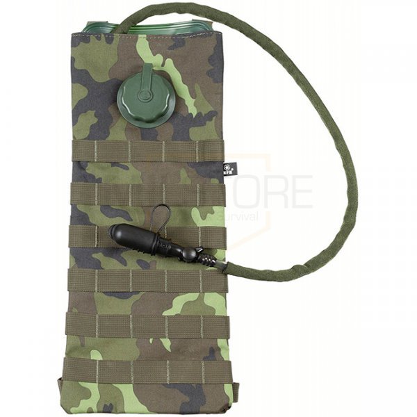 MFH Hydration Pack MOLLE & 2.5 l TPU Bladder - M95 CZ Camo